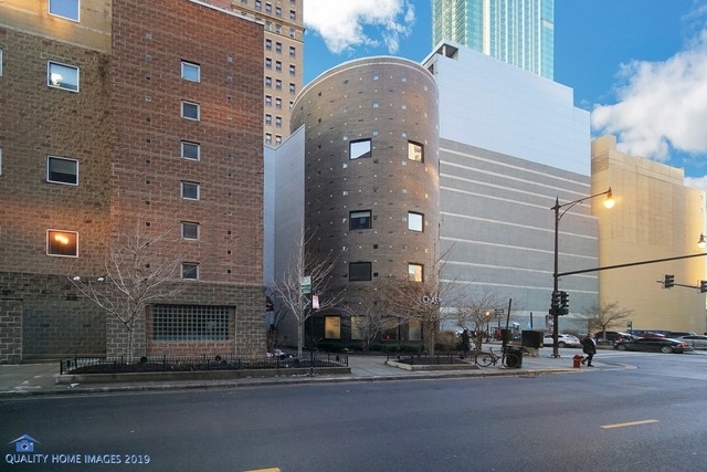 40 E 9th Street - Photo 0