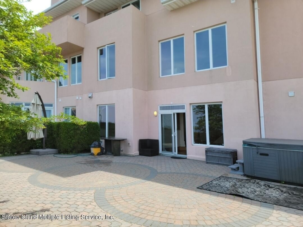 71 Harbour Court - Photo 14