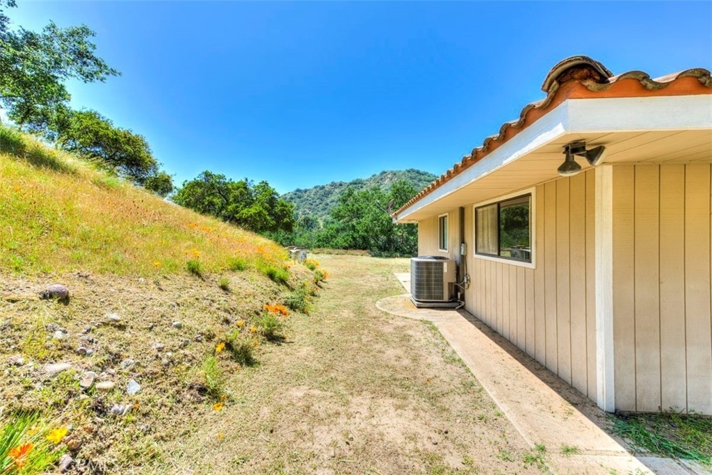 20482 Live Oak Canyon Road - Photo 29