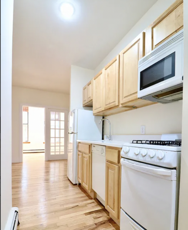 W53 and 10th - Photo 3