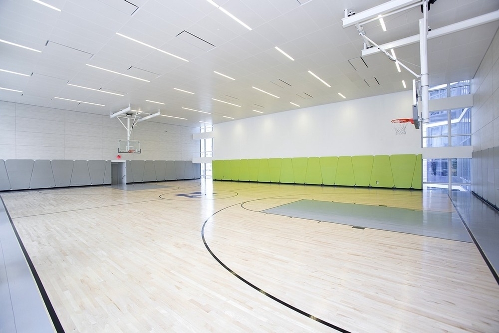 1 Court Square - Photo 12