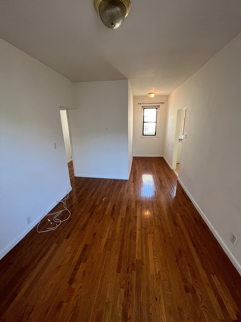 21-67 33rd Street - Photo 2