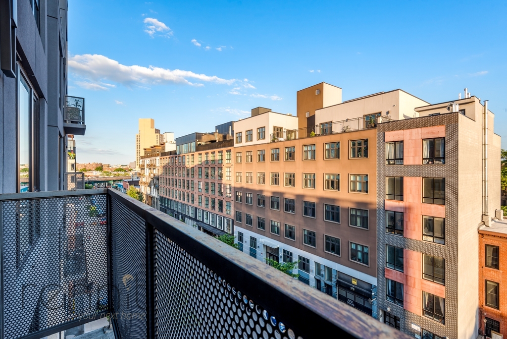 853 Lexington Avenue - Photo 2