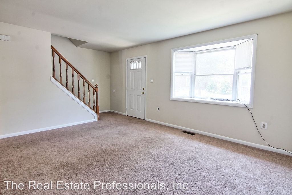 1145 Grove Street - Photo 6