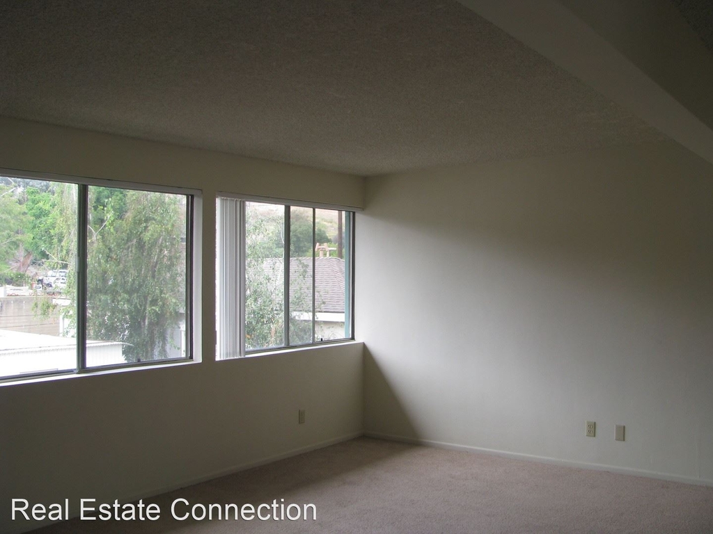 26025 Narbonne Avenue - Photo 11