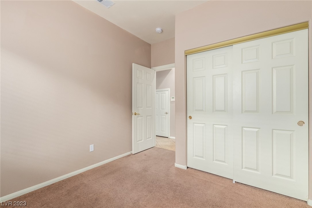 981 Upper Meadows Place - Photo 26
