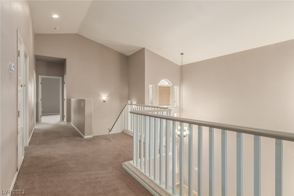 981 Upper Meadows Place - Photo 33