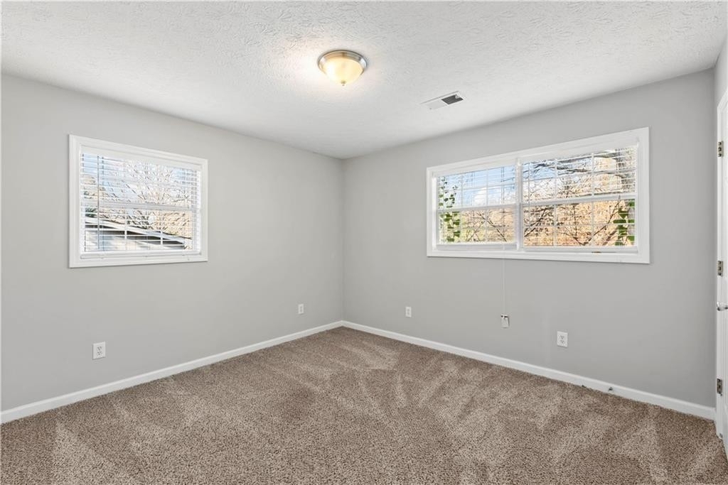 1602 Sycamore Drive Nw - Photo 10