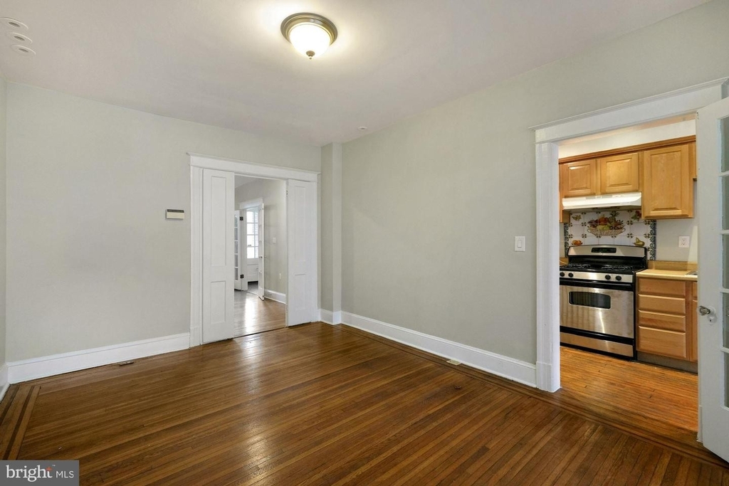 1917 Kenyon St Nw - Photo 6