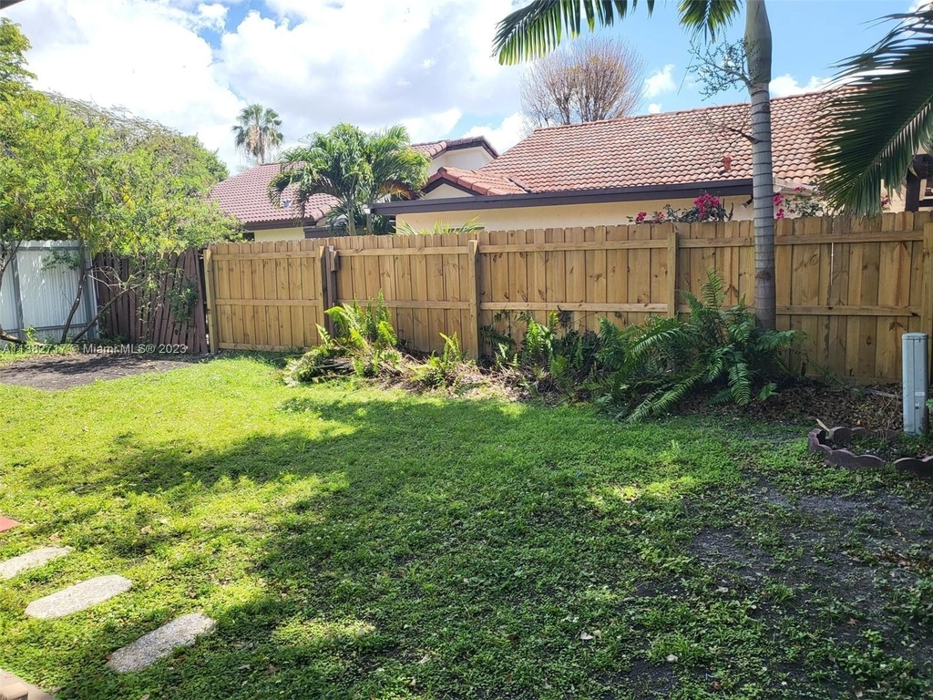 6455 Sw 135 Av - Photo 10