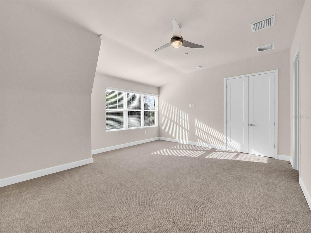 137 S Park Avenue - Photo 5