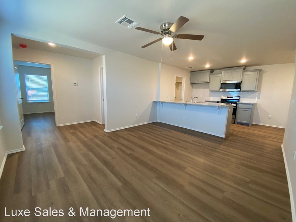 10808 Nw 119th Place - Photo 8