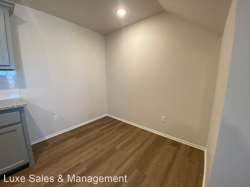 10808 Nw 119th Place - Photo 6