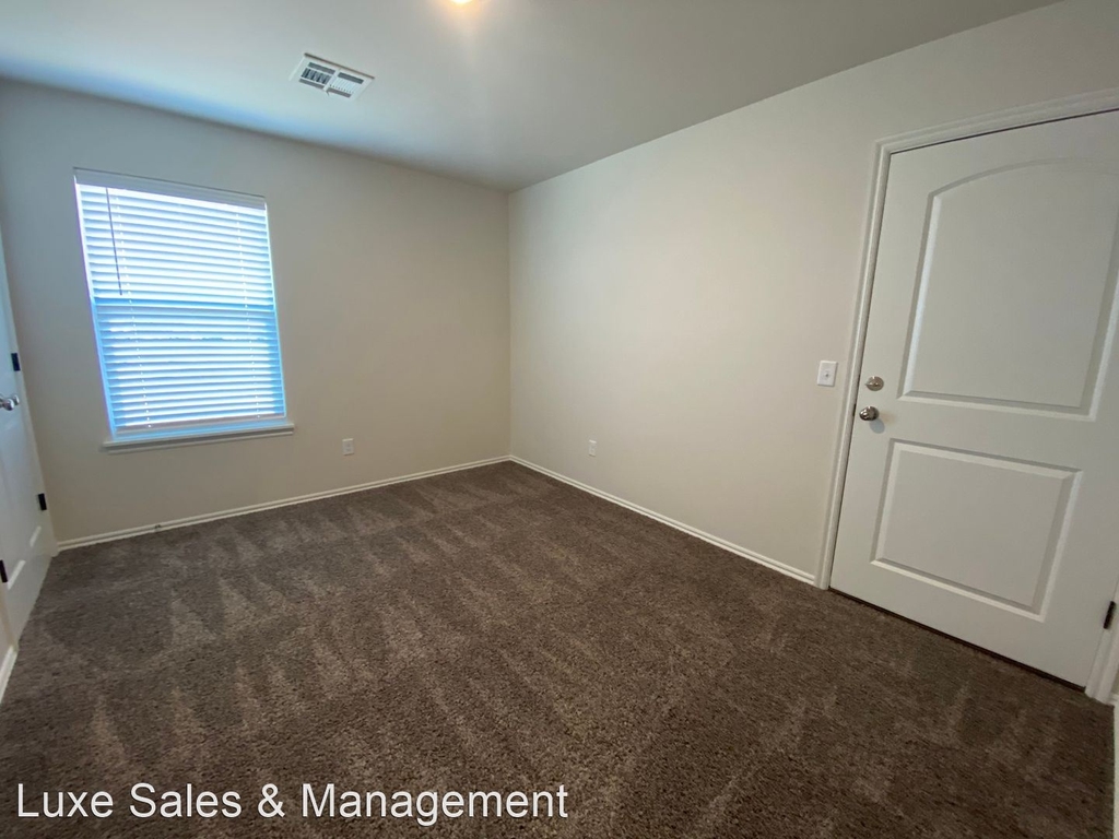 10808 Nw 119th Place - Photo 29