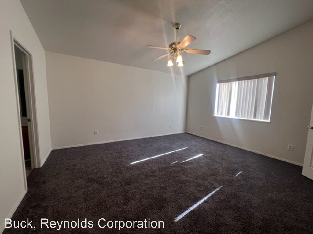 2524 Southridge - Photo 25