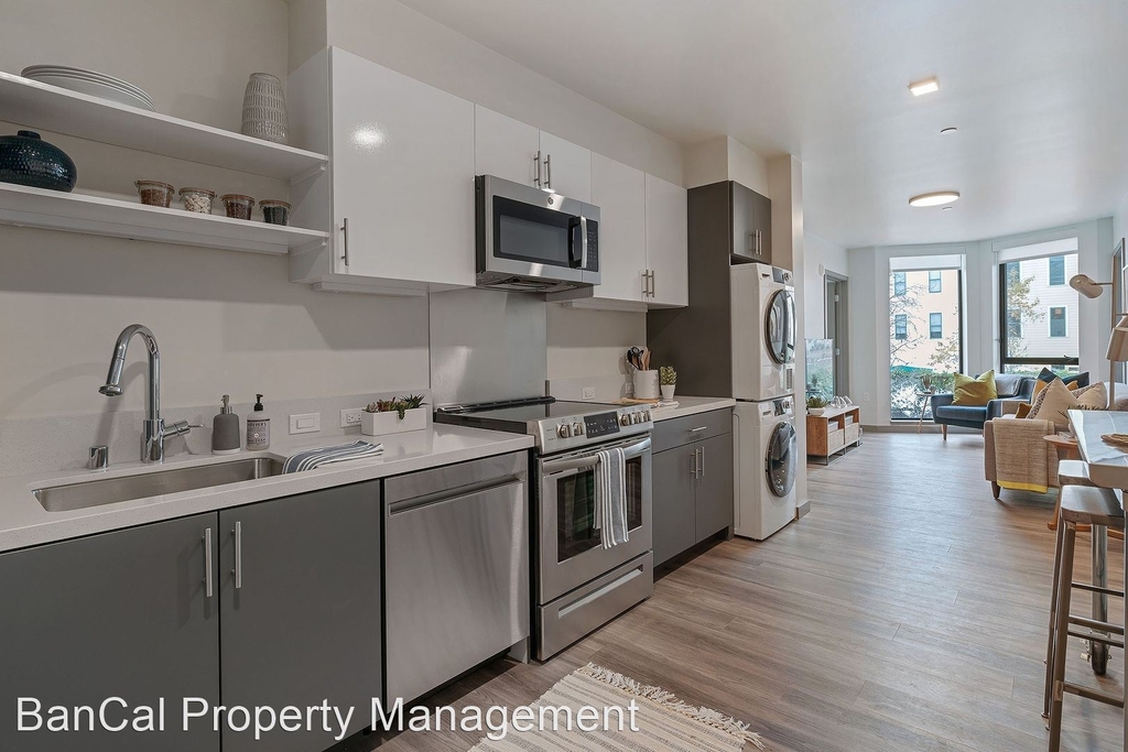 235 Valencia Street - Photo 0