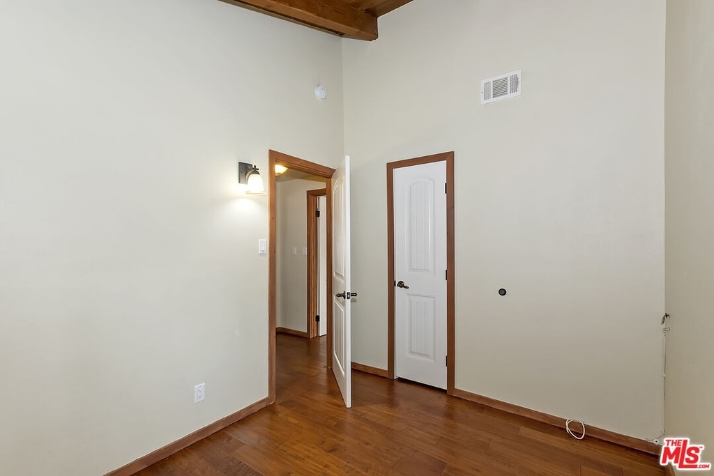 40157 Highland Rd - Photo 9