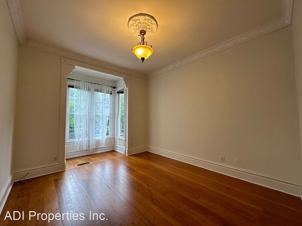 2160 Nw Everett Street - A - Photo 1