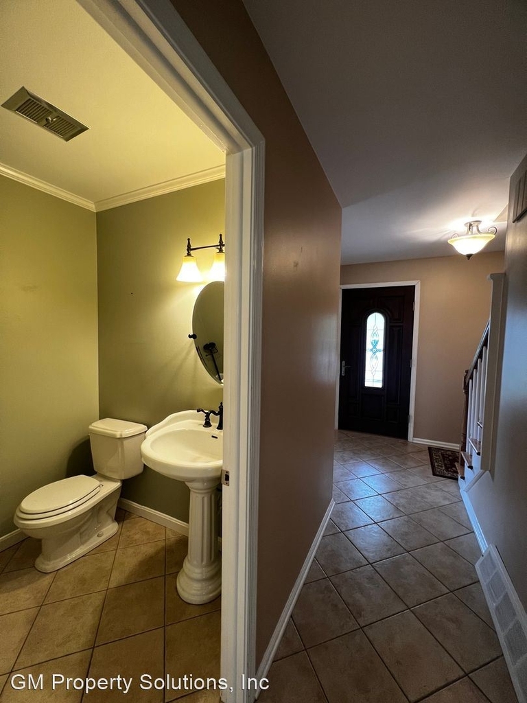 75 Plymouth Circle - Photo 24