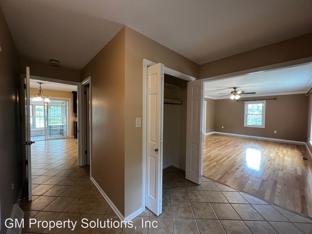 75 Plymouth Circle - Photo 8