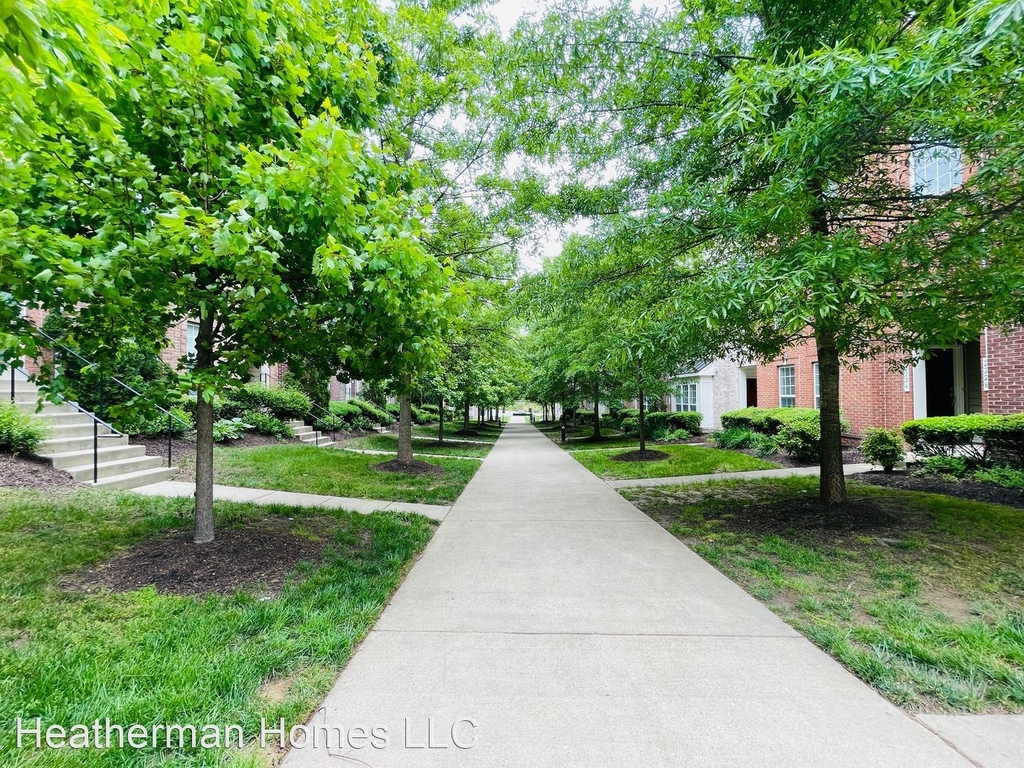 2304 Margraf Circle - Photo 26