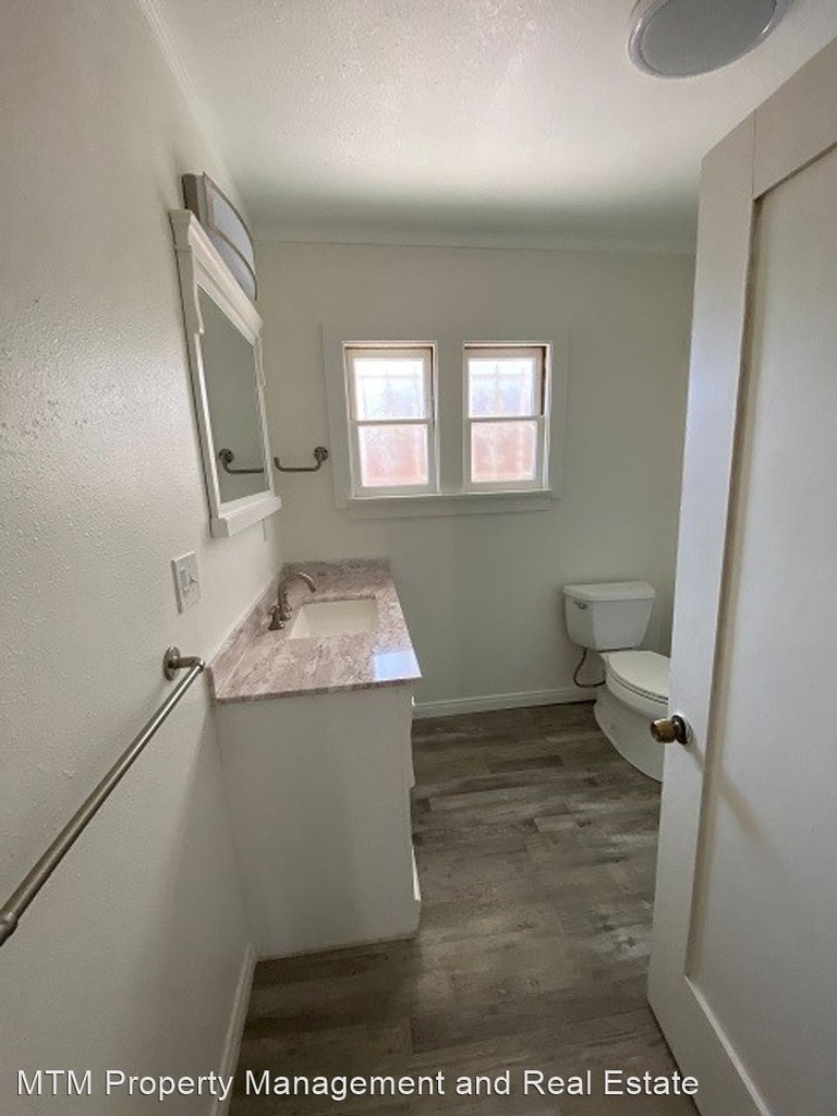 4092 Iowa St. - Photo 8