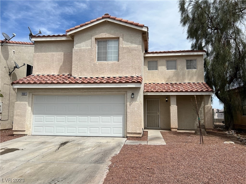 7901 Smokey Ridge Court - Photo 0