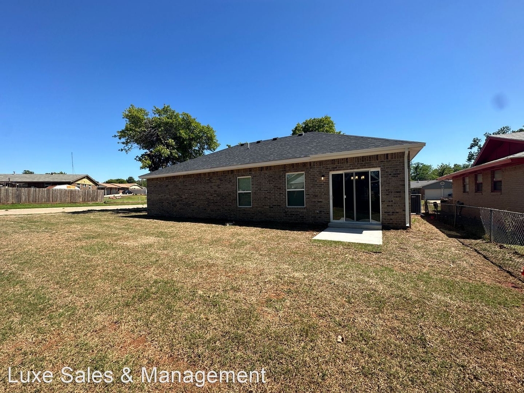 3513 Hillside Drive - Photo 32