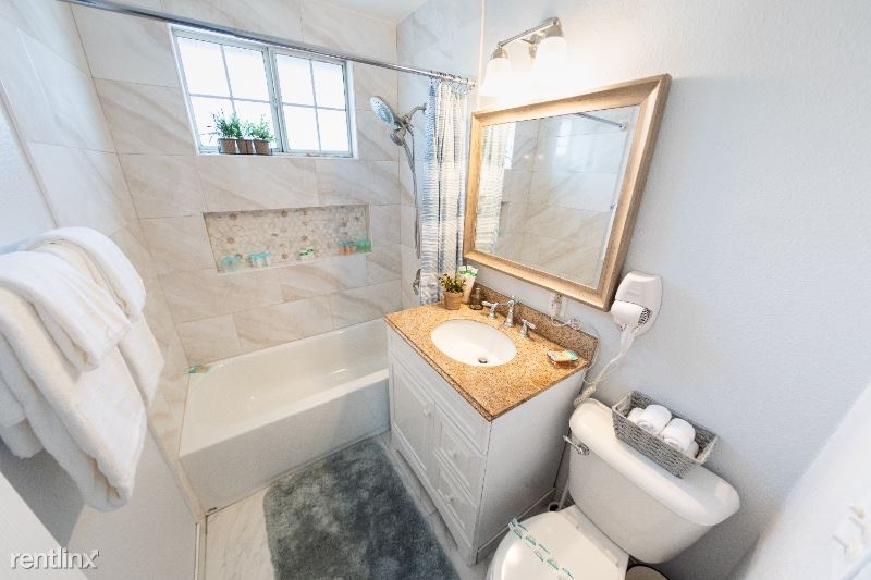 5801 Orange Ave - Photo 2