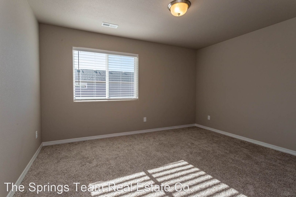 7743 Sangalo Grove - Photo 7