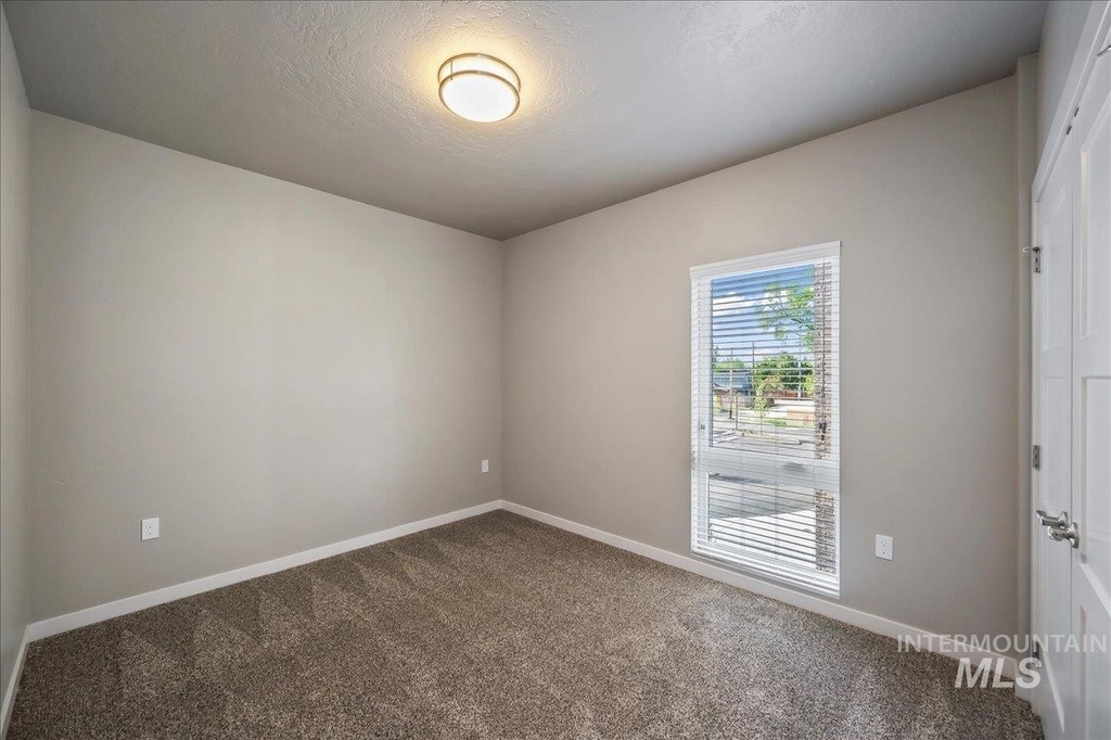 1821 S Vista Ave #201 - Photo 5