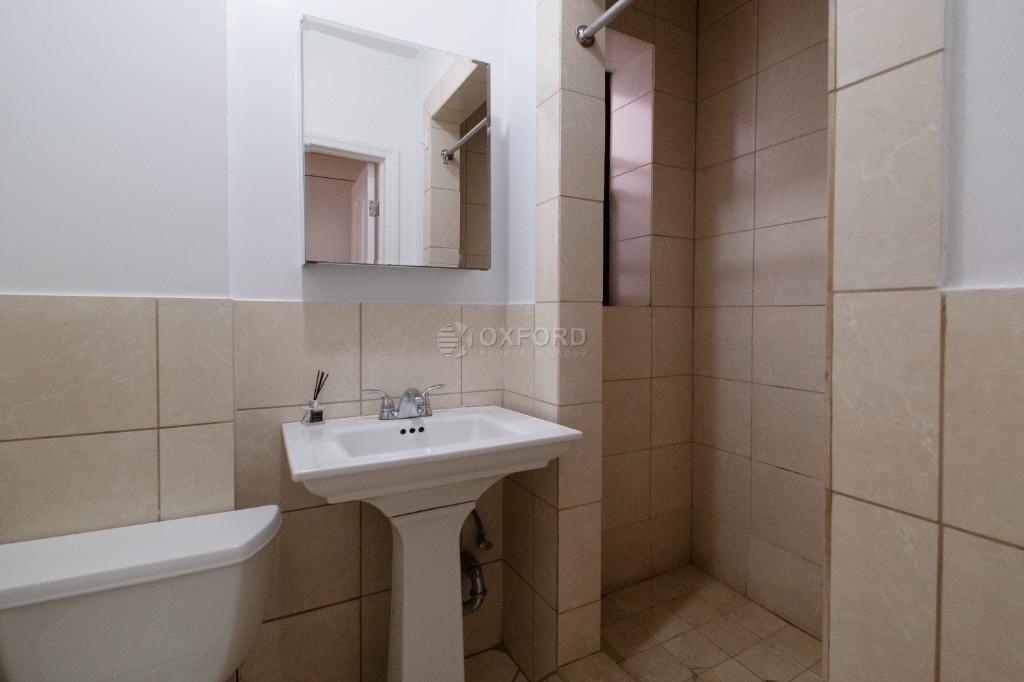 207 West 11th Street - Photo 3