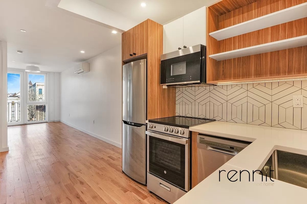 770 Lexington Avenue - Photo 1