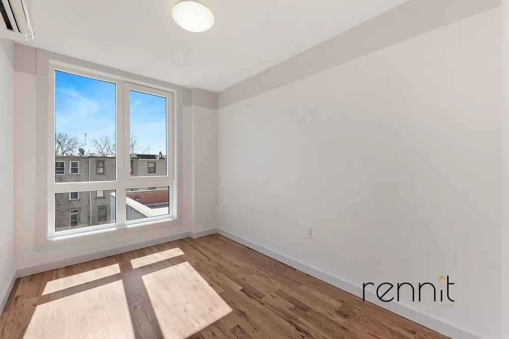 770 Lexington Avenue - Photo 7