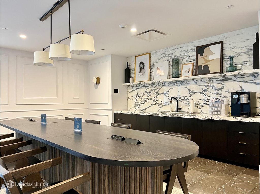 721 Fifth Ave - Photo 9