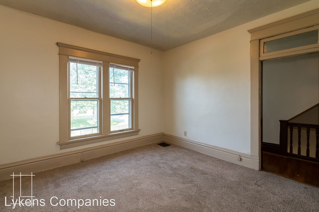 1210 Dennison Ave - Photo 19