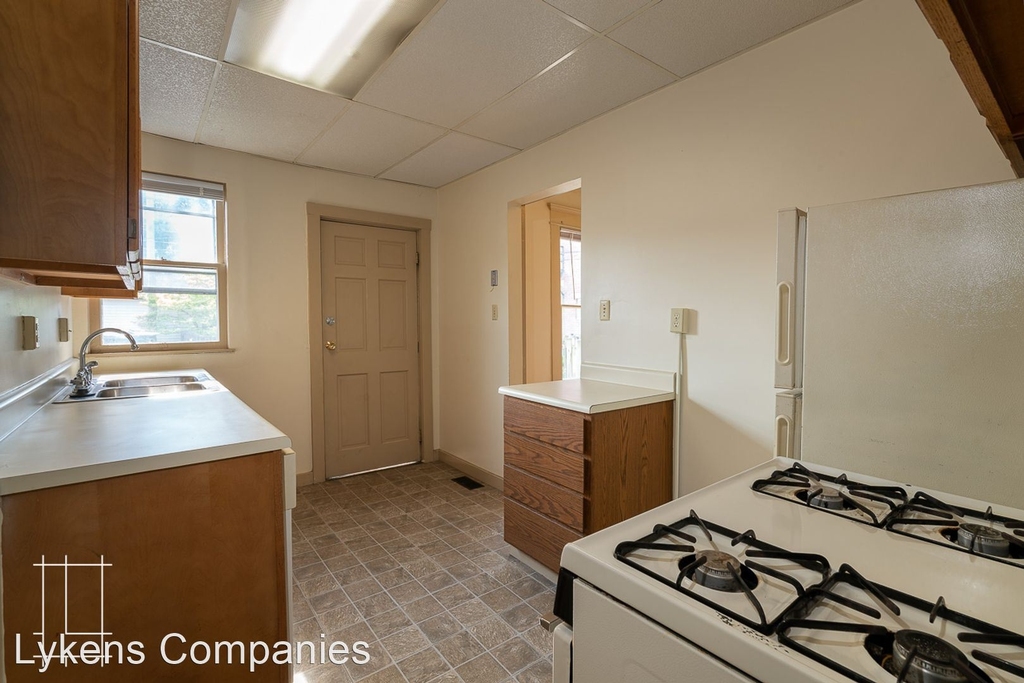 1210 Dennison Ave - Photo 20