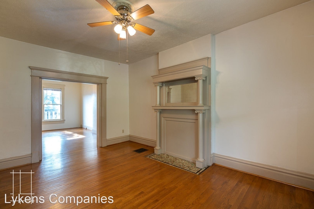 1210 Dennison Ave - Photo 3