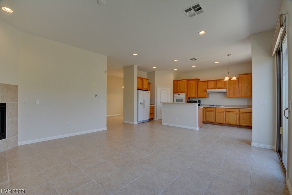 9240 Worsley Park Place - Photo 13