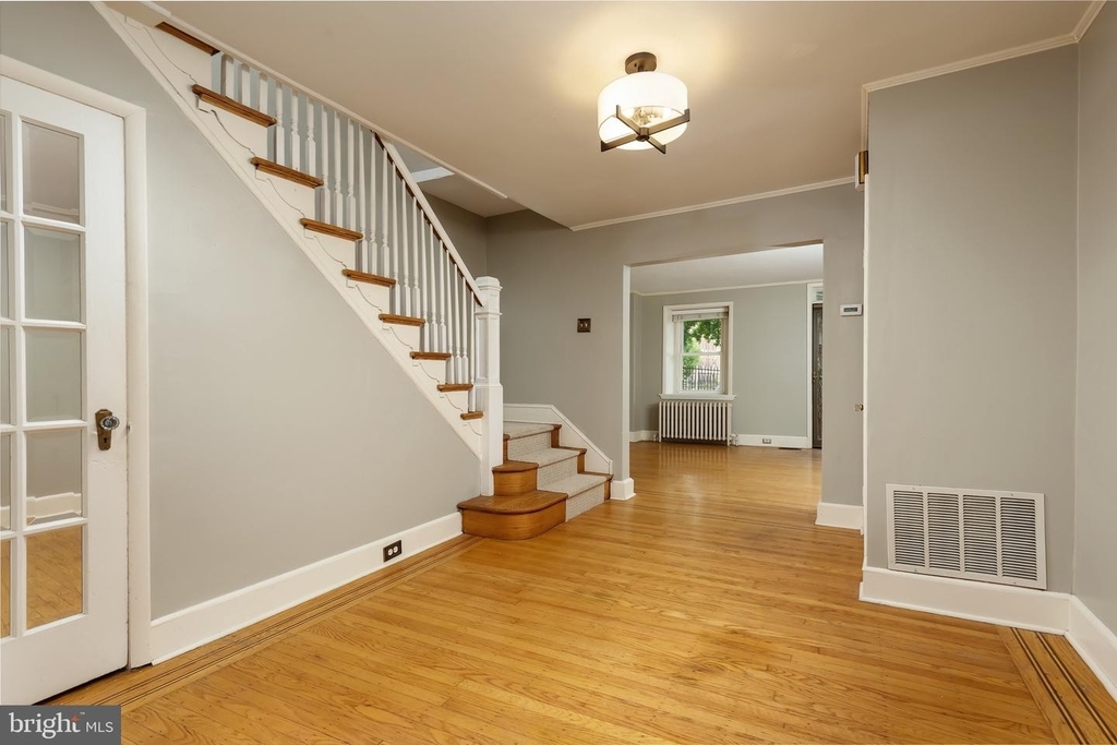 168 Carson St - Photo 4