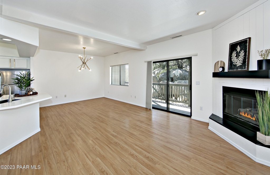 1121 Boulder Park Avenue - Photo 6