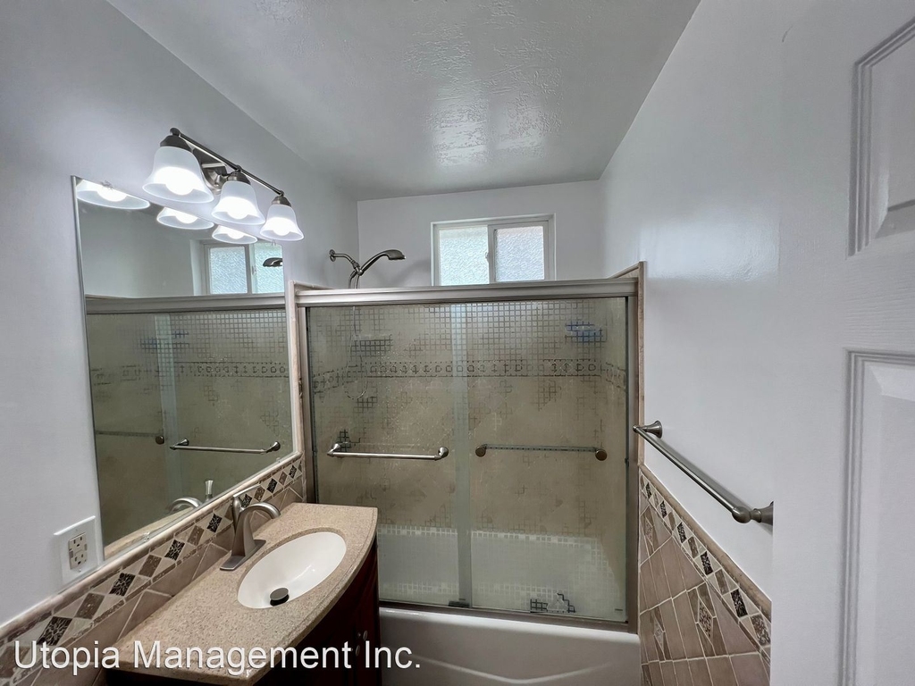 6862 Houston St. - Photo 10