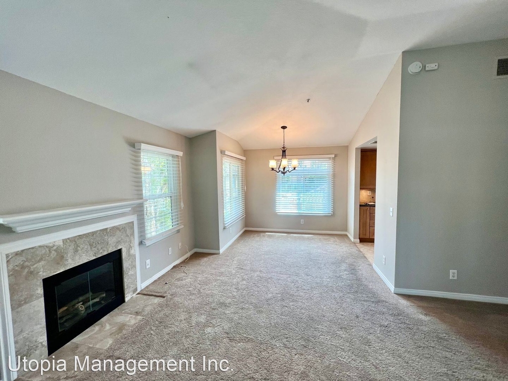 253 Gallery Way - Photo 10