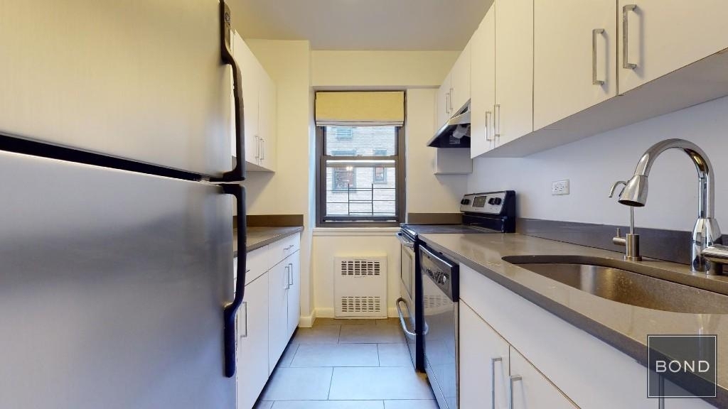 219 East 69th Street - Photo 1