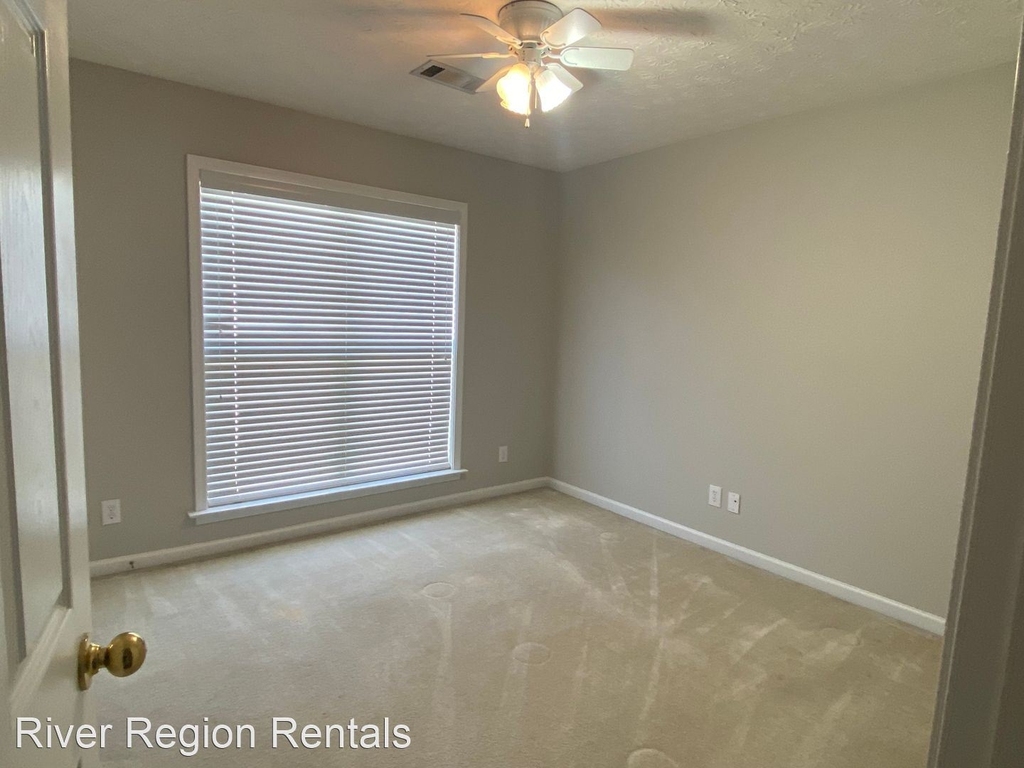 4656 Young Point Manor - Photo 15