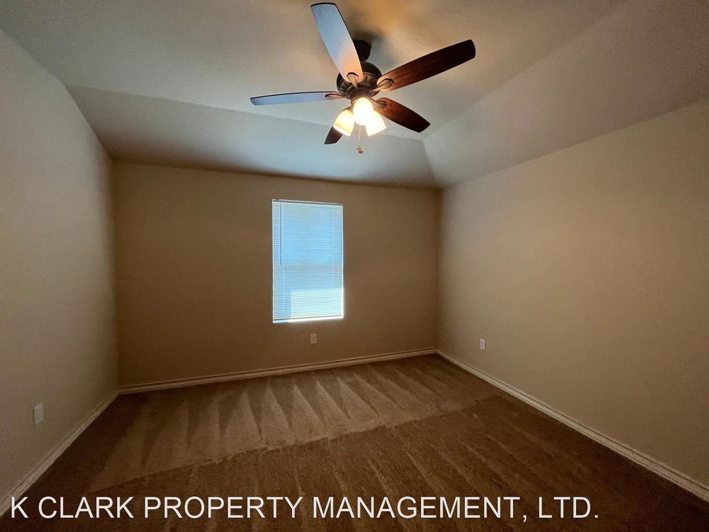 6878 Lakeview Dr #102 - Photo 24