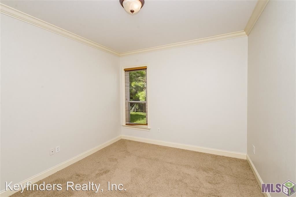 13242 Briarbend Ave. - Photo 10