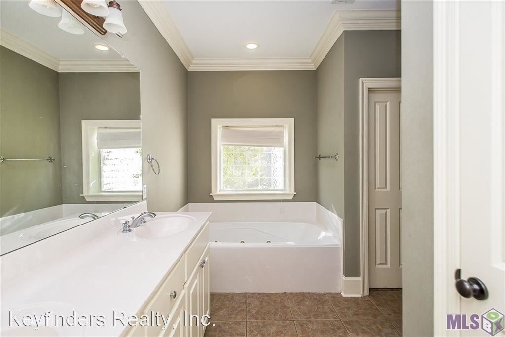 13242 Briarbend Ave. - Photo 17