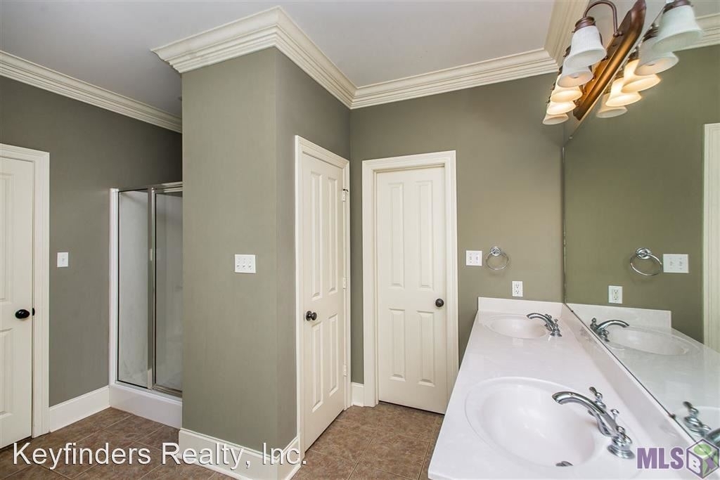 13242 Briarbend Ave. - Photo 16