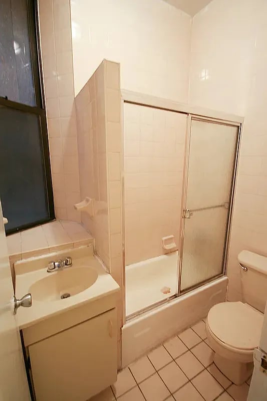 East 7th Street - Photo 2